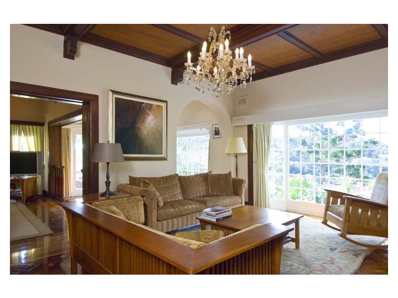 classic style living room