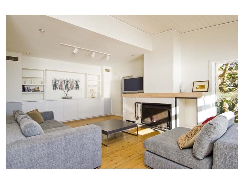 beach style style living room