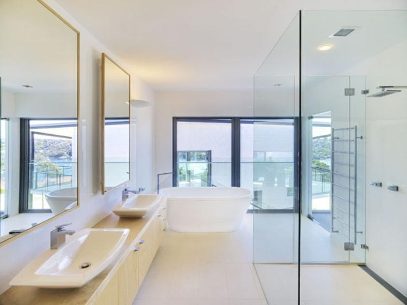 contemporary style bathroom
