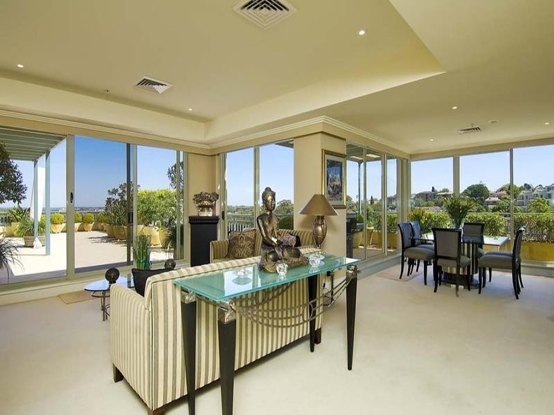 classic style living room