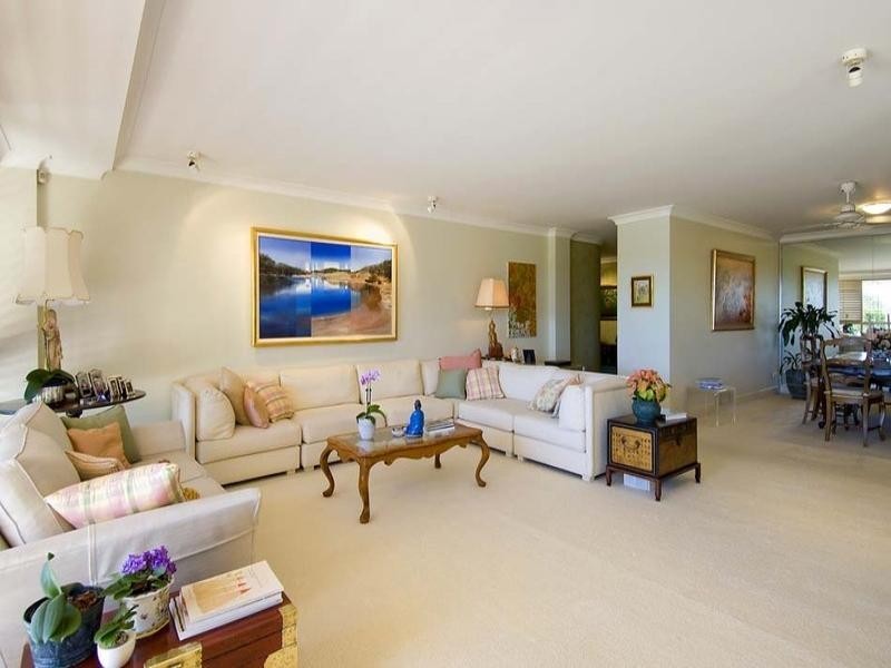 classic style living room