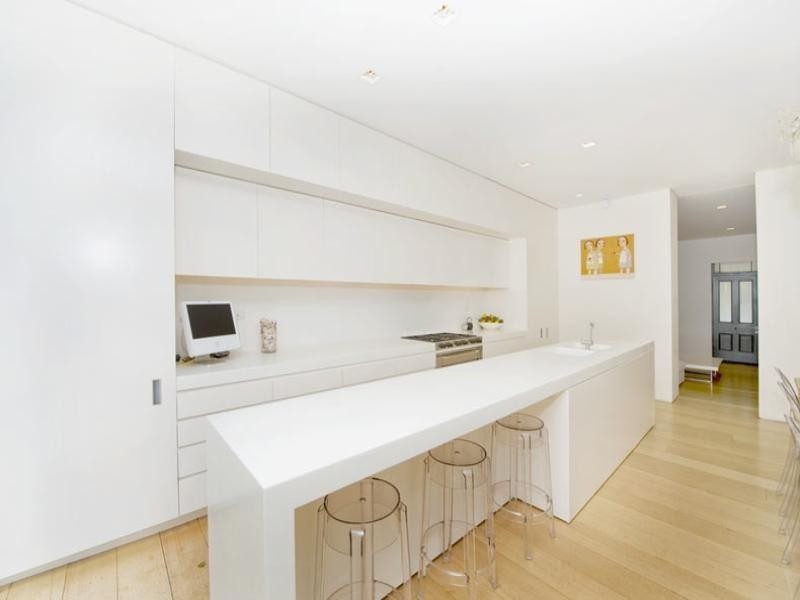 contemporary style kitchen