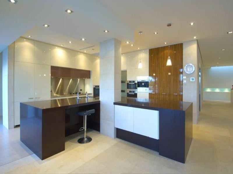 contemporary style kitchen