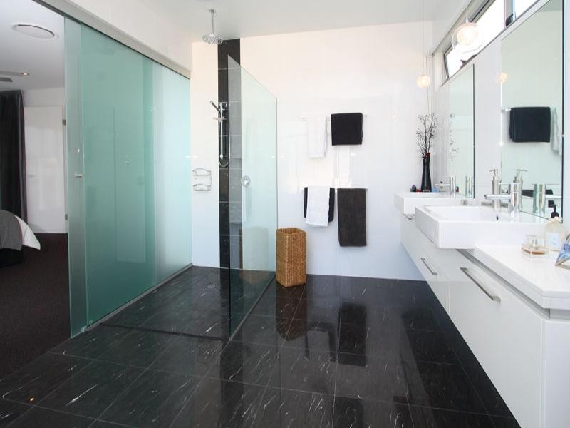contemporary style bathroom
