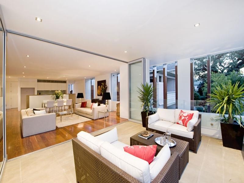 contemporary style living room