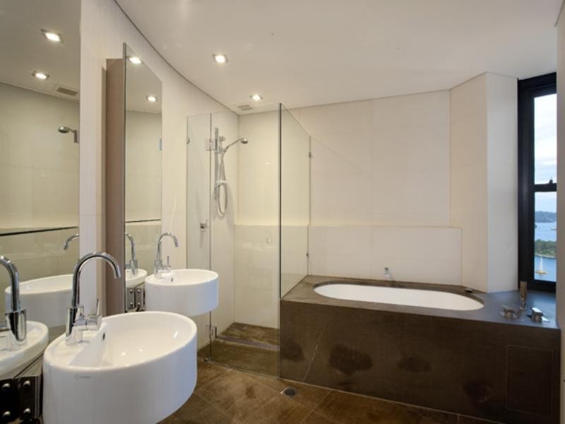 contemporary style bathroom