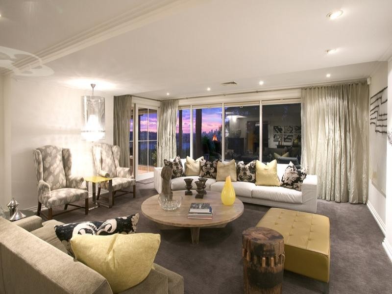 classic style living room