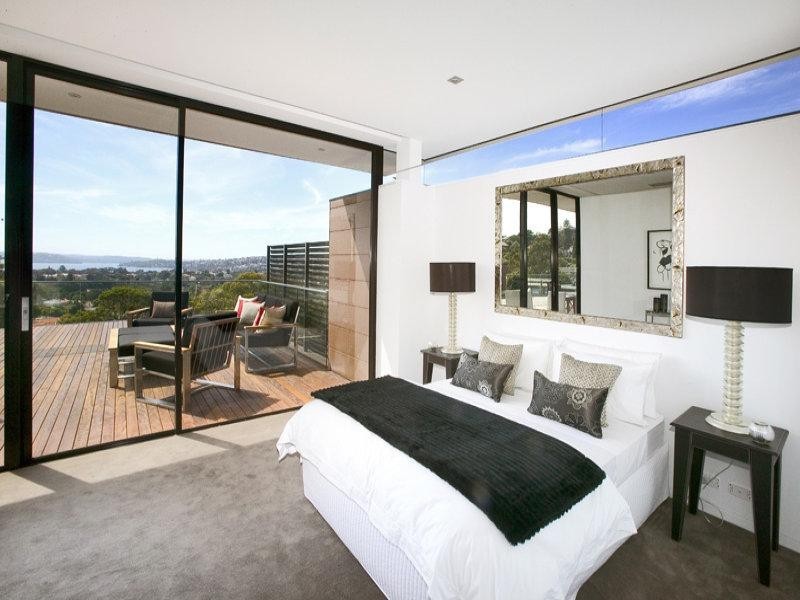 contemporary style bedroom