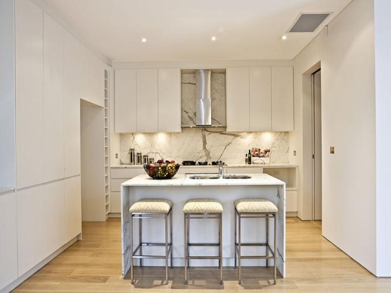 contemporary style kitchen