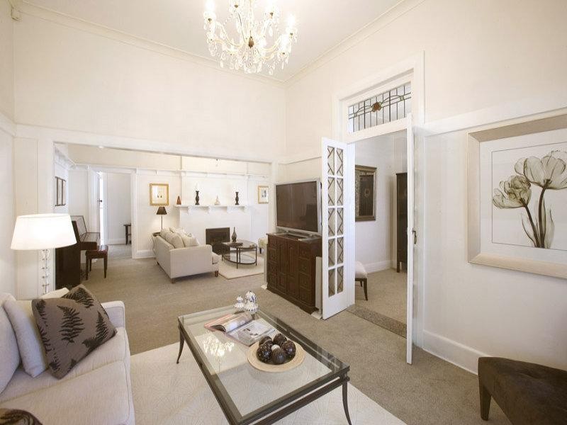 classic style living room