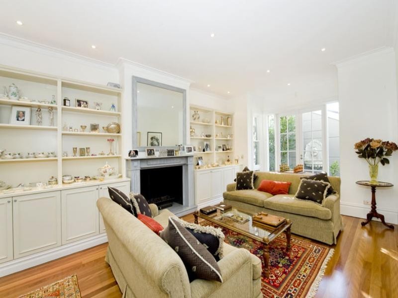 classic style living room