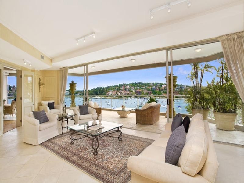 classic style living room