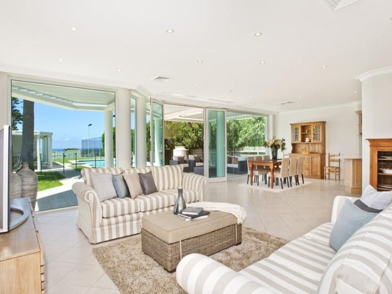 classic style living room